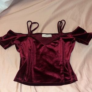 Size small top